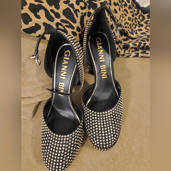 Gianni Bini Shoes - Gianni Bini